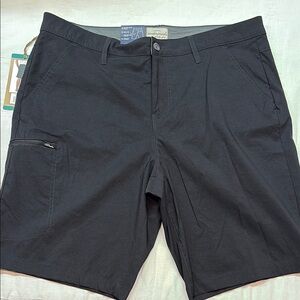 NWT Weatherproof Black Packable Hybrid Trail Shorts Quick Dry Stretch 10.5"